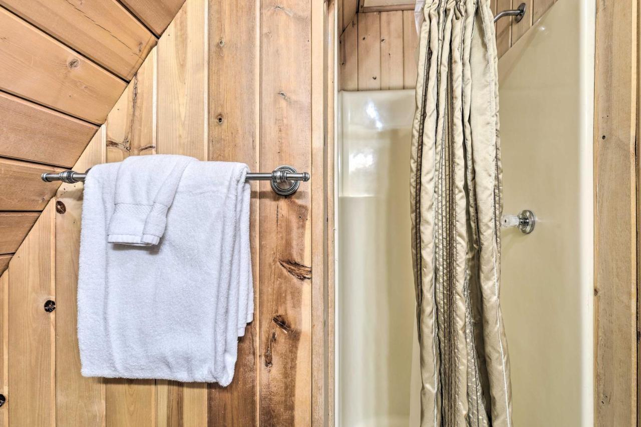 Ski-Inandski-Out Red River Cabin With Mtn Views! Ngoại thất bức ảnh